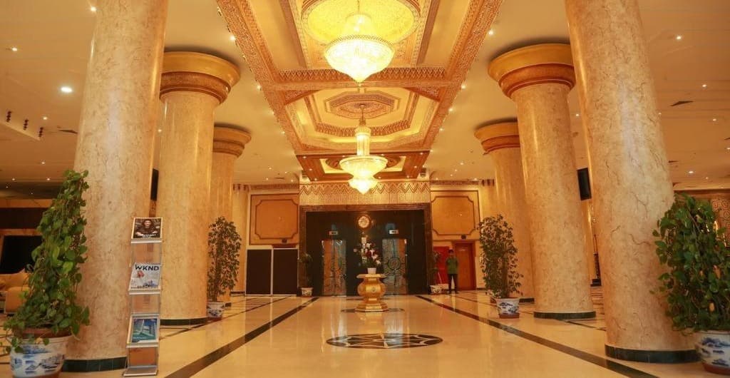 Crown Palace Hotel 3