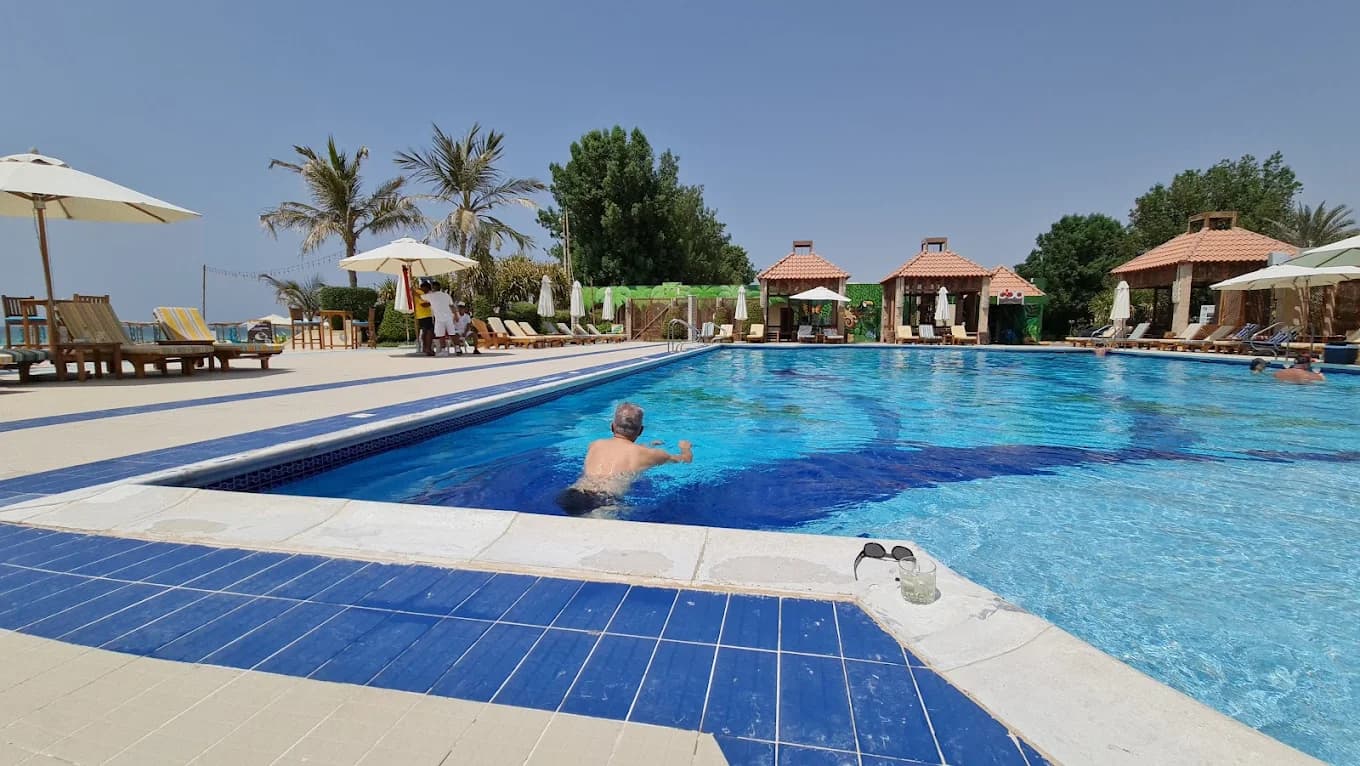 Umm Al Quwain Beach Hotel & Resort 2