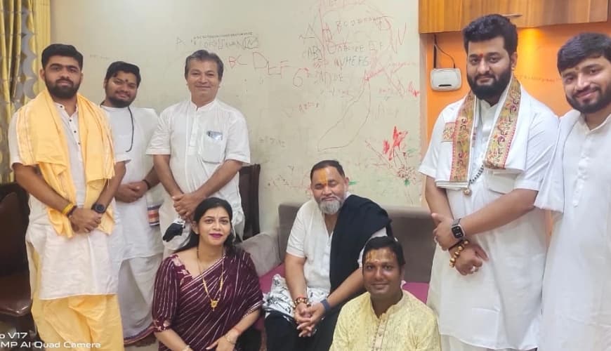 Shri Manoj Shukal (Bhaishree) 4