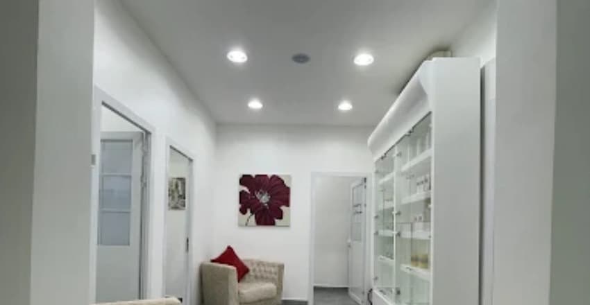 Riviera Salon 1