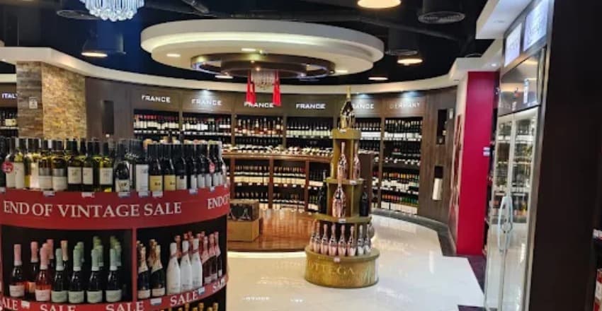 High Spirits Al Reem Shop 2