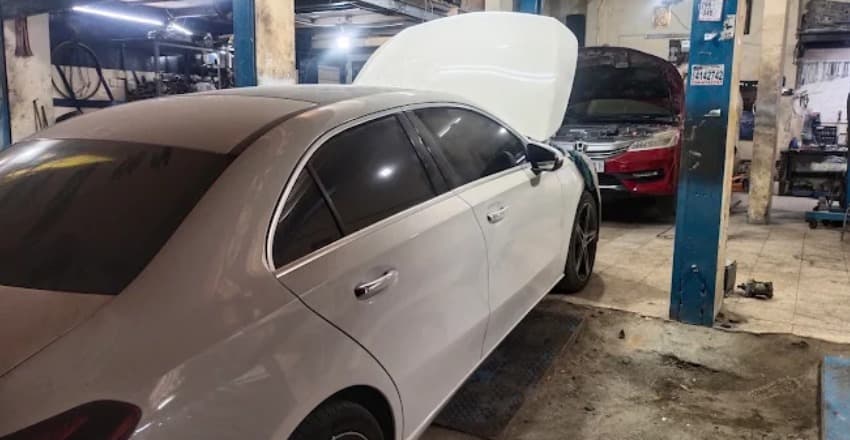 Cars Taxi Company 1