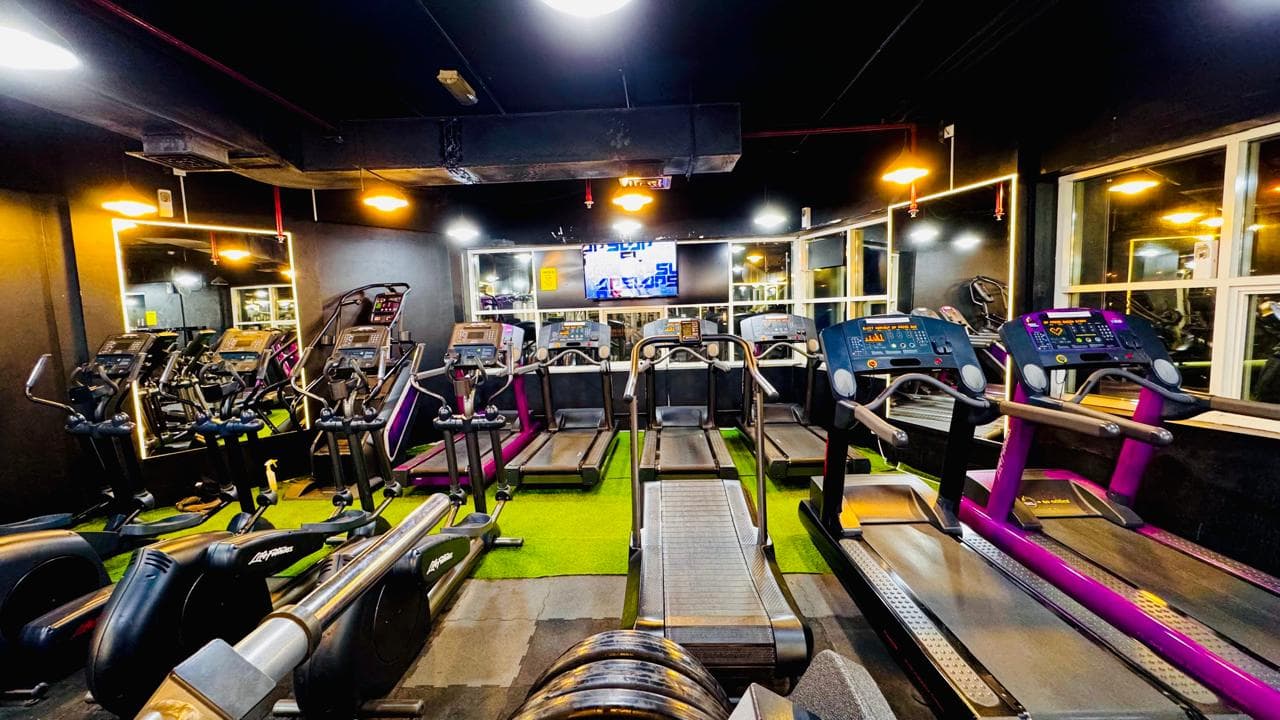 Grand Gold Gym 1