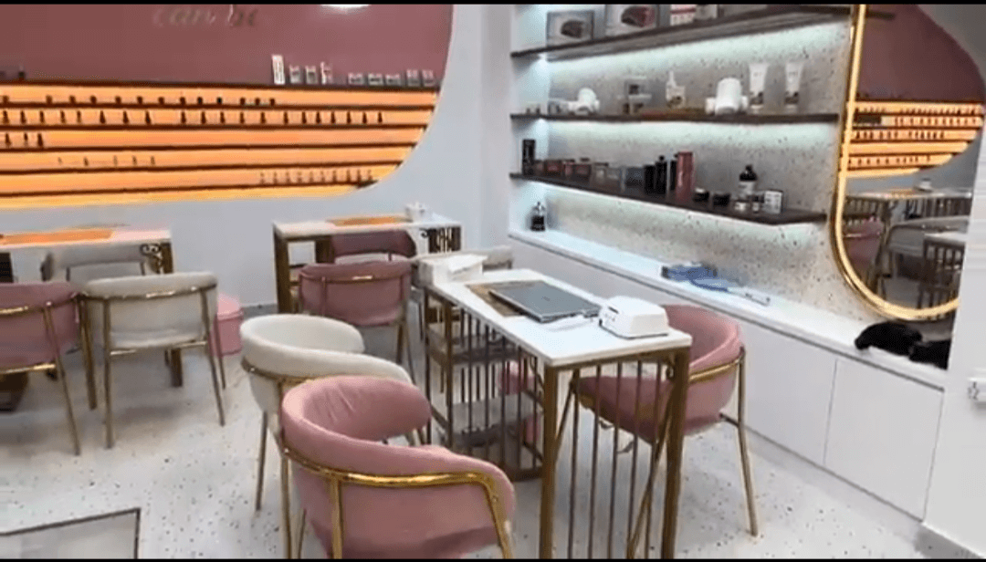 Seemab's Beauty Lounge 3
