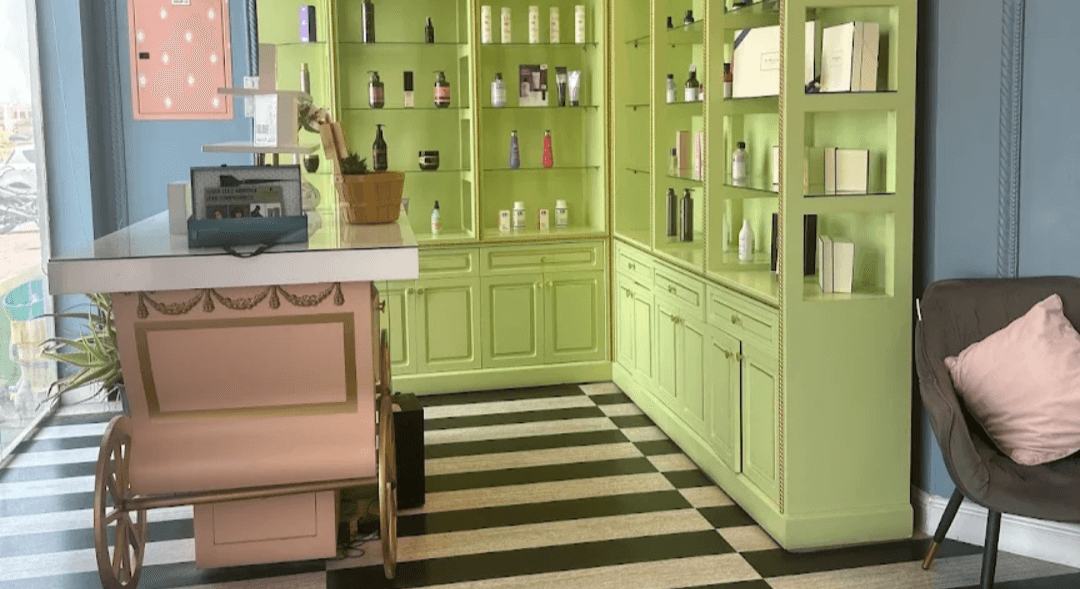 Mirrors Beauty Salon 3
