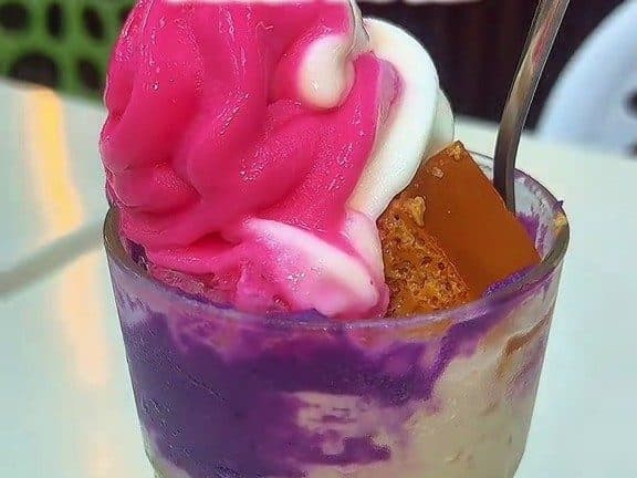 Pinoy Tambayan Restaurant 1